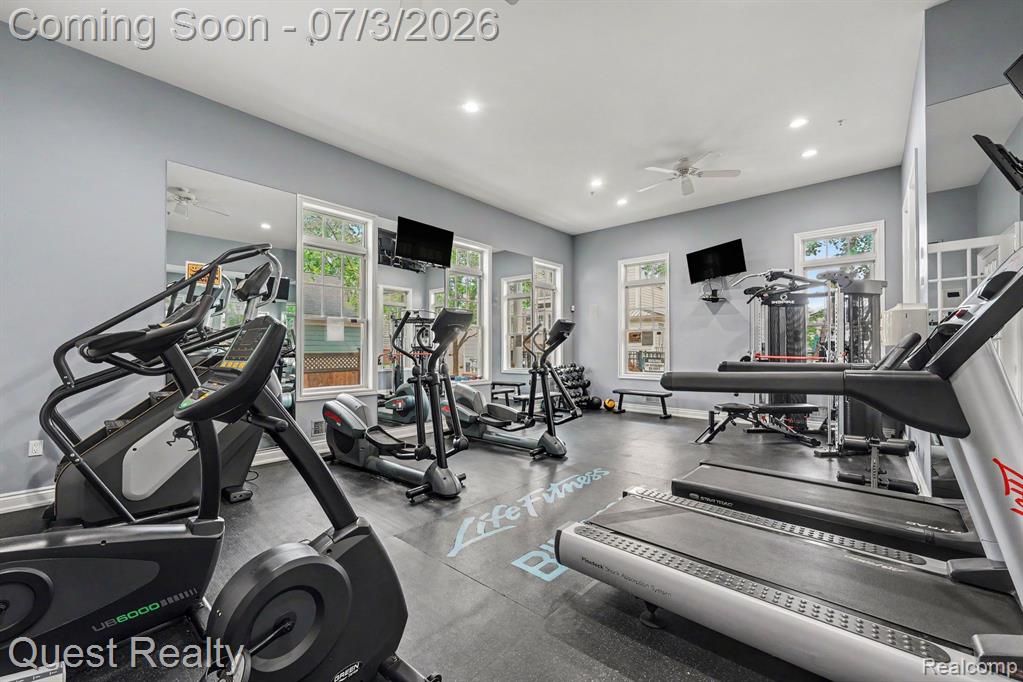 168 Amys Walk Walk, Auburn Hills, MI 48326 — Photo 30