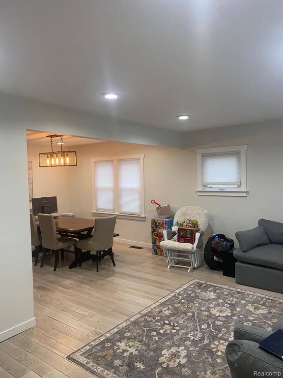 4519 WASHINGTON Street, Wayne, MI 48184 — Photo 5