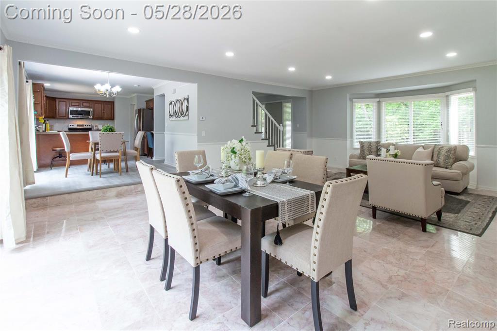 6910 Leytonstone Boulevard, West Bloomfield, MI — Photo 9