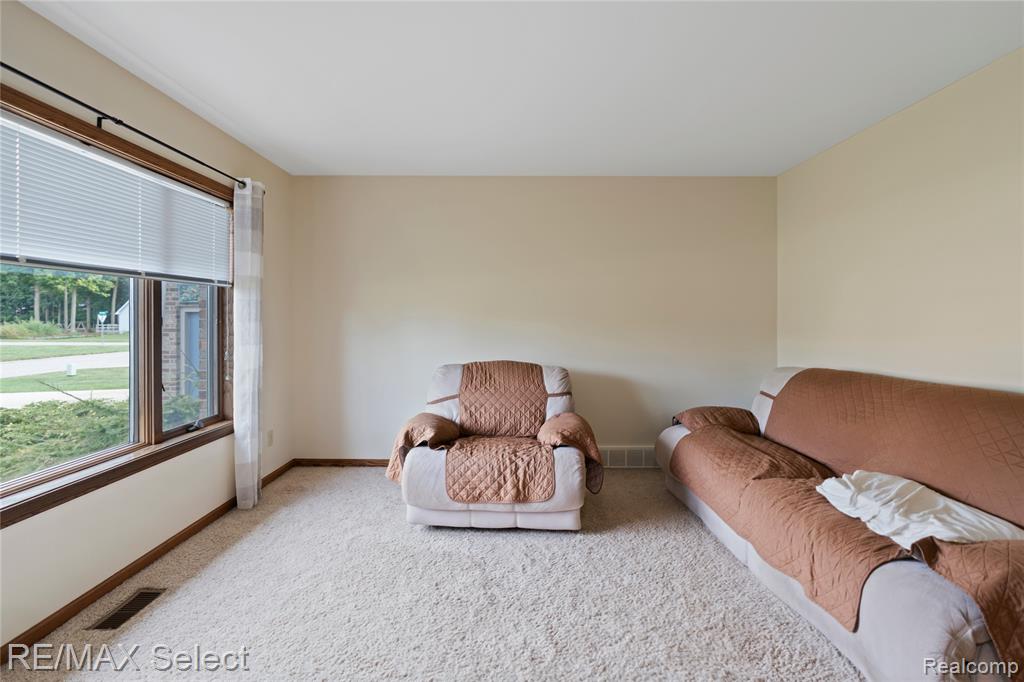 5293 Lin Hill Drive, Swartz Creek, MI 48473 — Photo 25