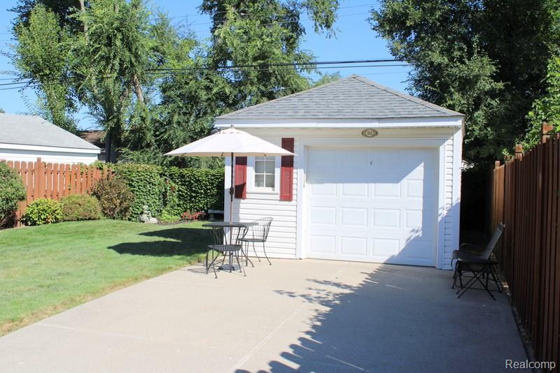 922 New York Avenue, Lincoln Park, MI 48146 — Photo 8