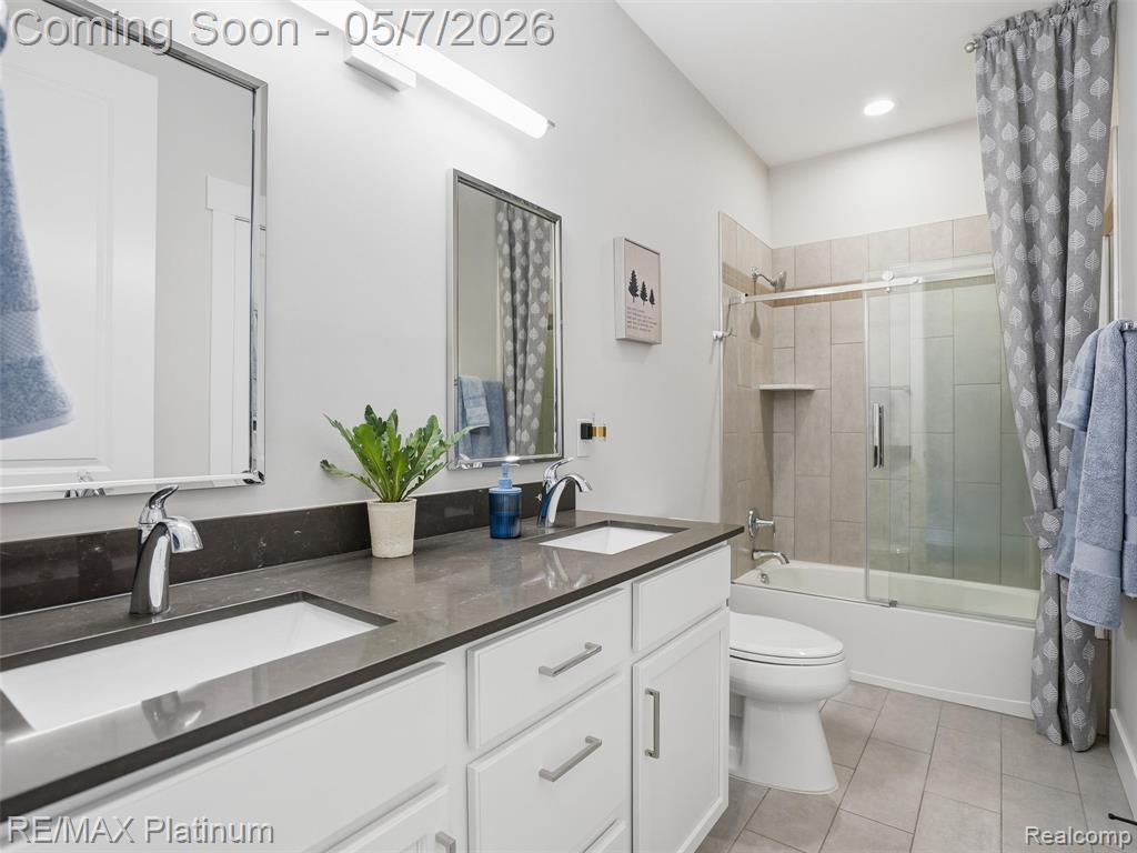 16413 Carrie Lane, Fenton, MI 48430 — Photo 24