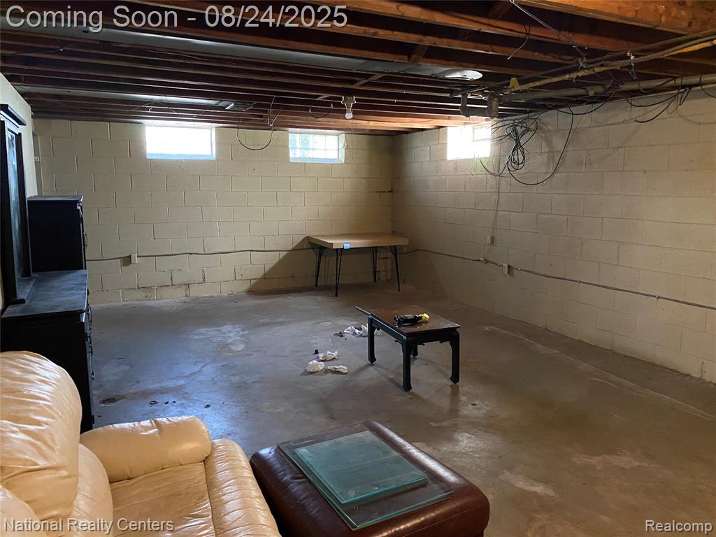 7288 Kingsbury Street, Dearborn Heights, MI 48127 — Photo 22