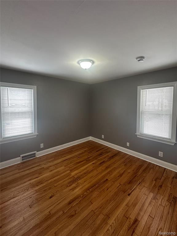 595 E Tennyson Avenue, Pontiac, MI 48340 — Photo 5
