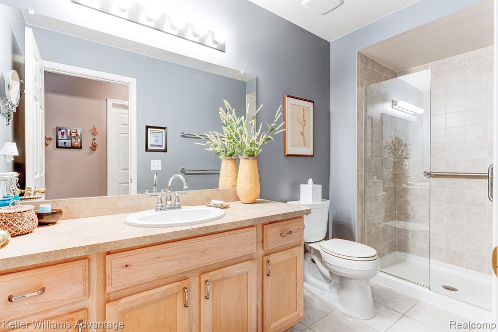 40807 Lenox Park Drive, Novi, MI 48377 — Photo 26