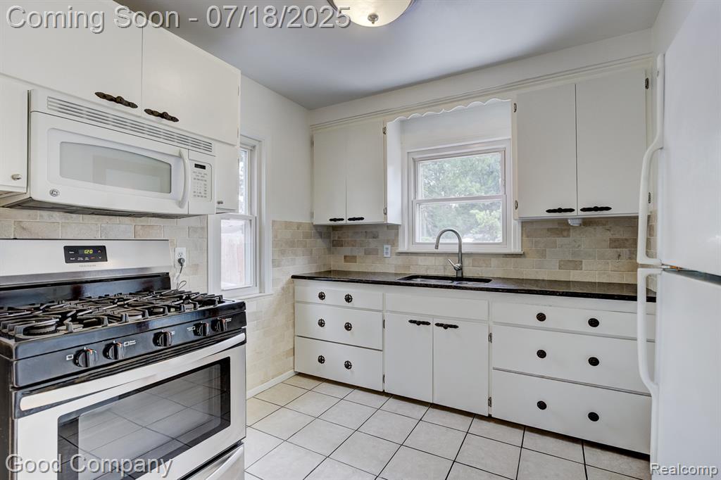 923 E 4th Street, Royal Oak, MI 48067 — Photo 10