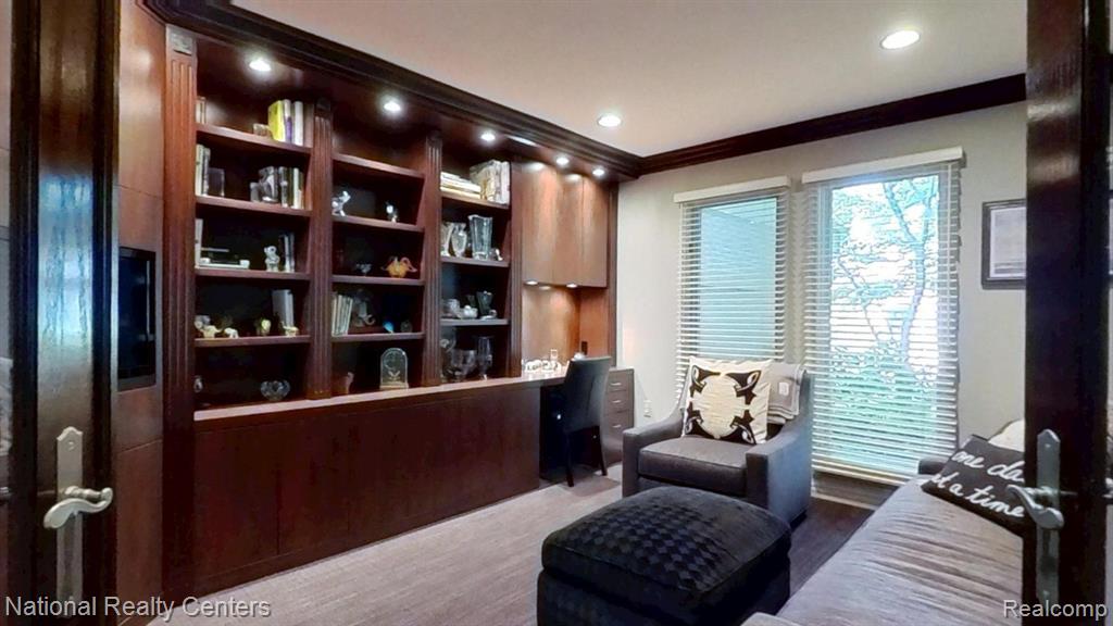 6783 Burtonwood Drive, West Bloomfield, MI — Photo 11