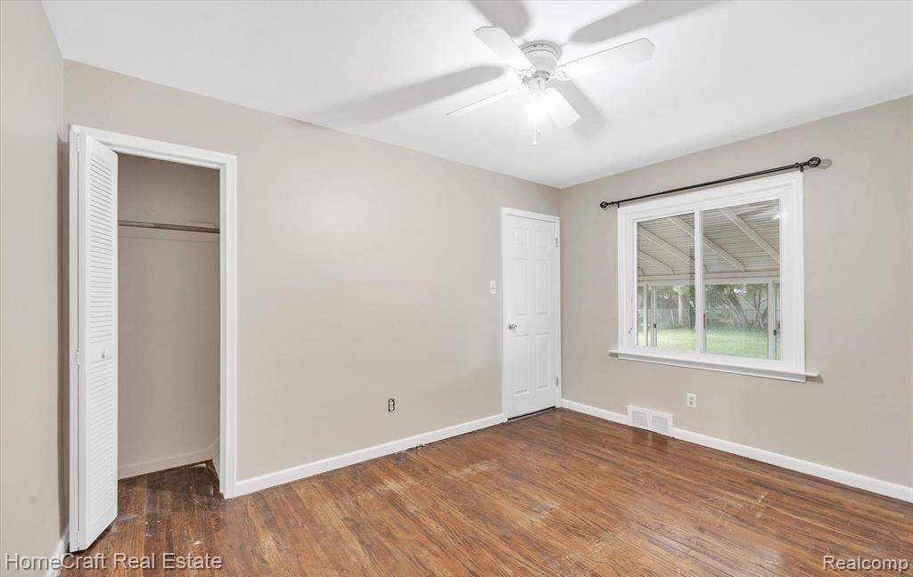 9987 BRADY, Redford, MI 48239 — Photo 17