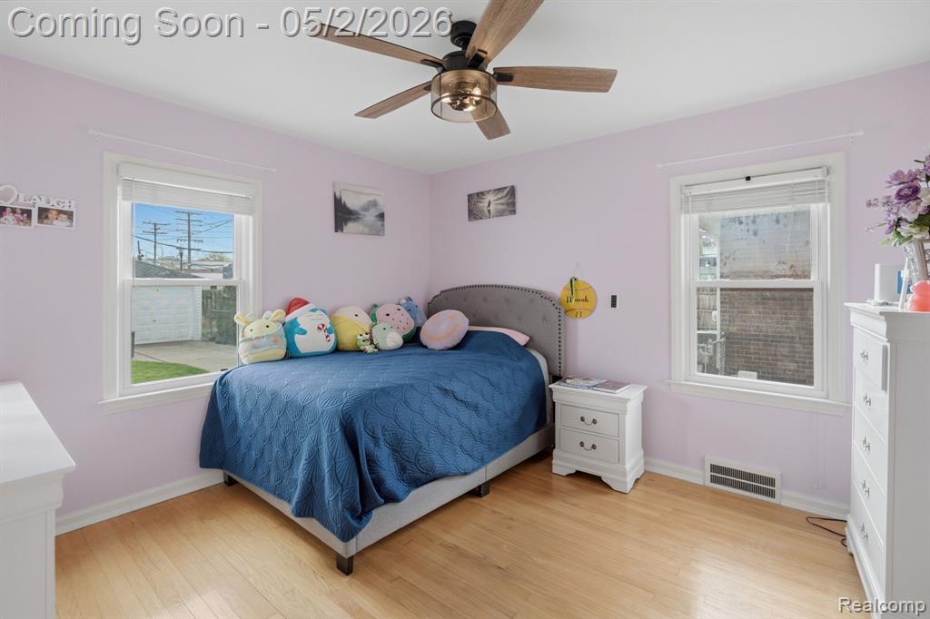 1857 Roslyn Road, Grosse Pointe Woods, MI 48236 — Photo 16
