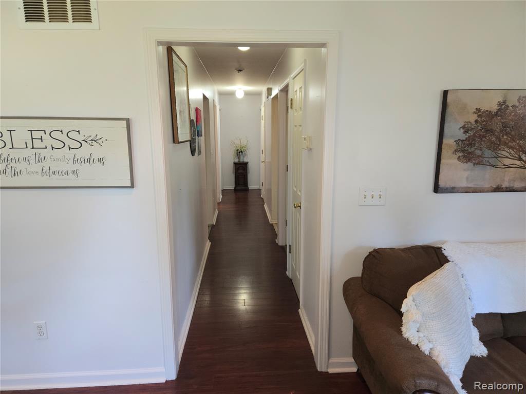 5924 N Karle Street, Westland, MI — Photo 6