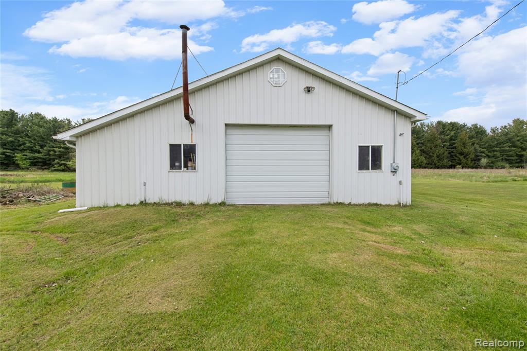 2209 Berville Road, Allenton, MI 48002 — Photo 32