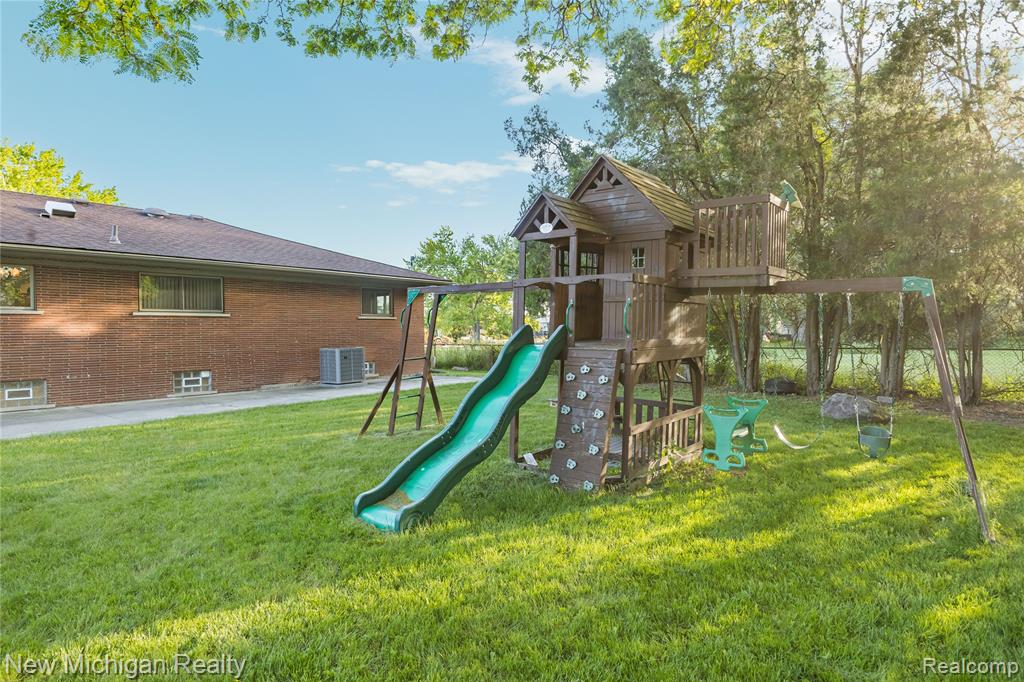 8359 Chicago Road, Warren, MI 48093 — Photo 62