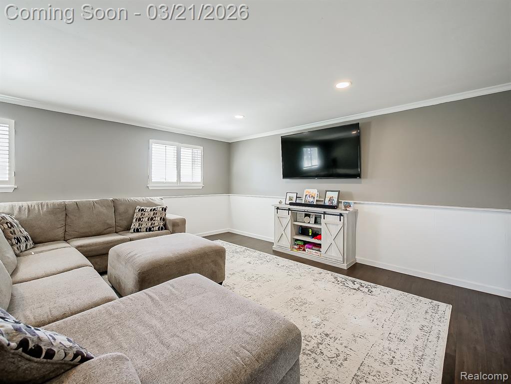 5208 Latimer Street, West Bloomfield, MI 48324 — Photo 2