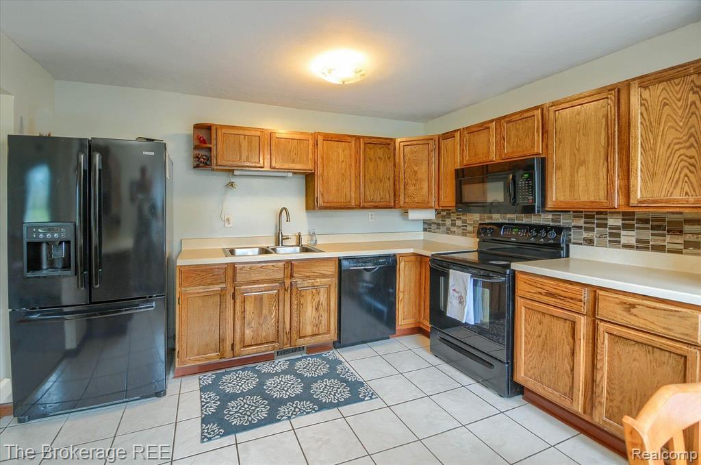 4077 ATLAS Road, Davison, MI 48423 — Photo 17