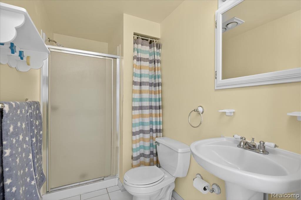 5621 Delmas Road, Independence, MI 48348 — Photo 32
