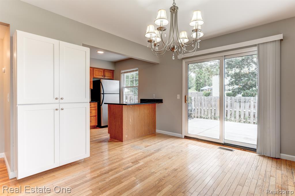 42500 LAKE SUCCESS Drive, Northville, MI 48167 — Photo 7