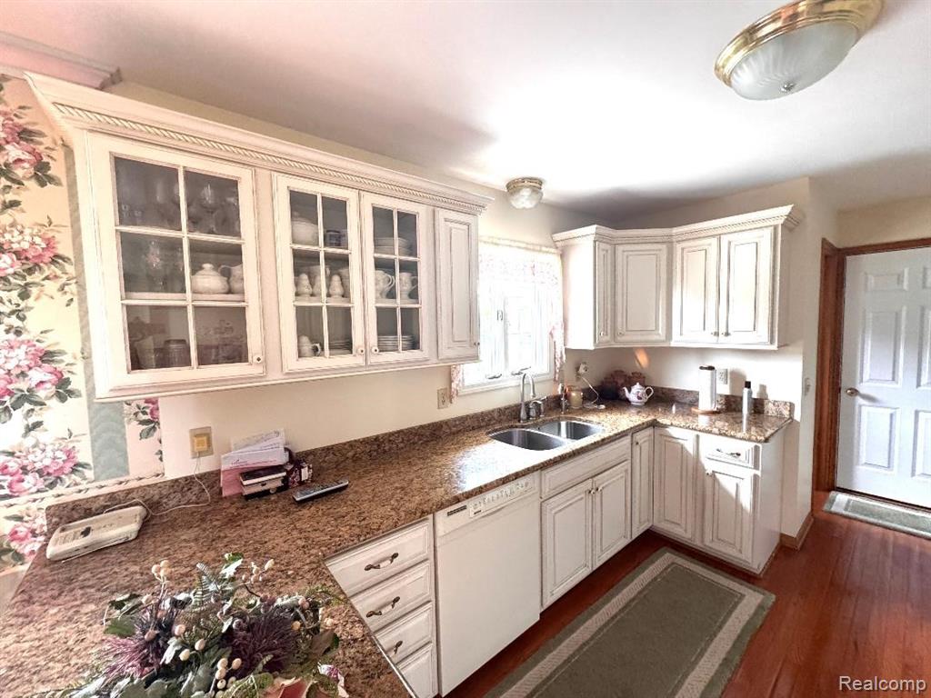 6686 Schott Road, Mayville Vlg, MI 48744 — Photo 2