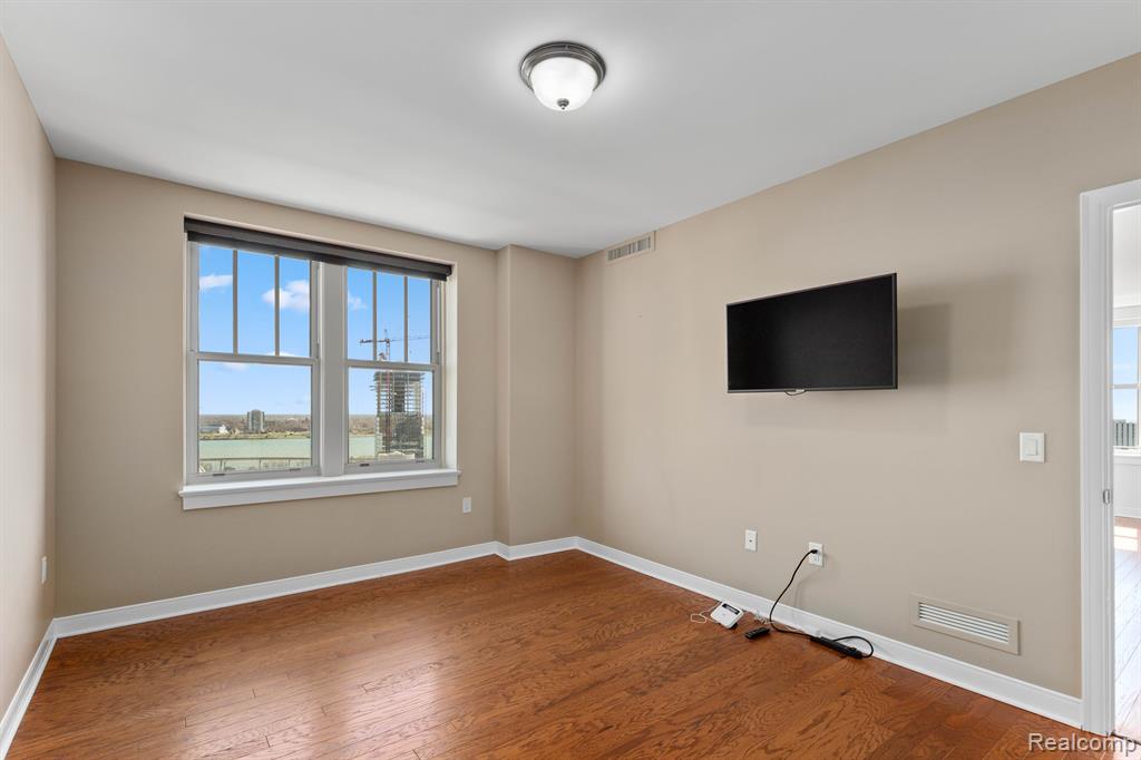 525 W Lafayette Boulevard, 14D, Detroit, MI 48226 — Photo 14