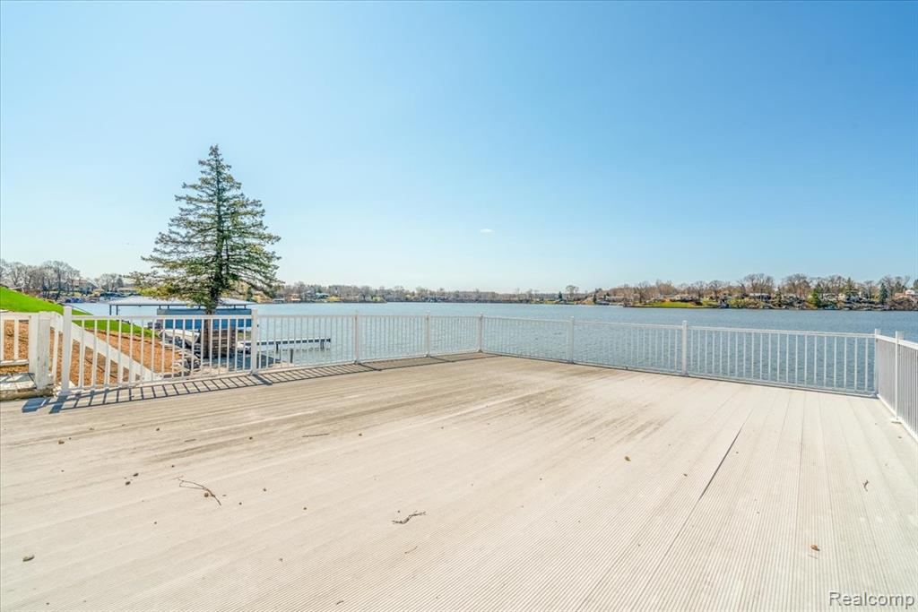 47969 Merle Court, Belleville, MI 48111 — Photo 40