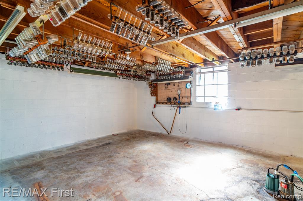 17397 Millar Road, Clinton Twp, MI 48036 — Photo 60