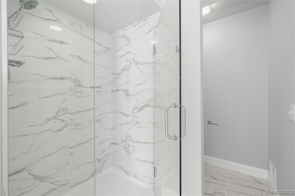16252 Country Knoll Drive, Northville, MI 48168 — Photo 29