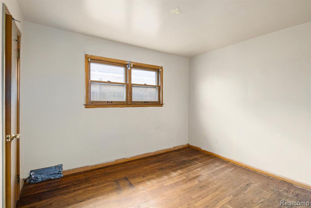 7483 Mettetal Street, Detroit, MI 48228 — Photo 16