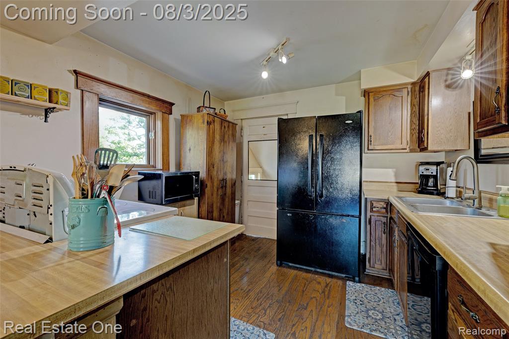 46 Mill, Ortonville, MI 48462 — Photo 42