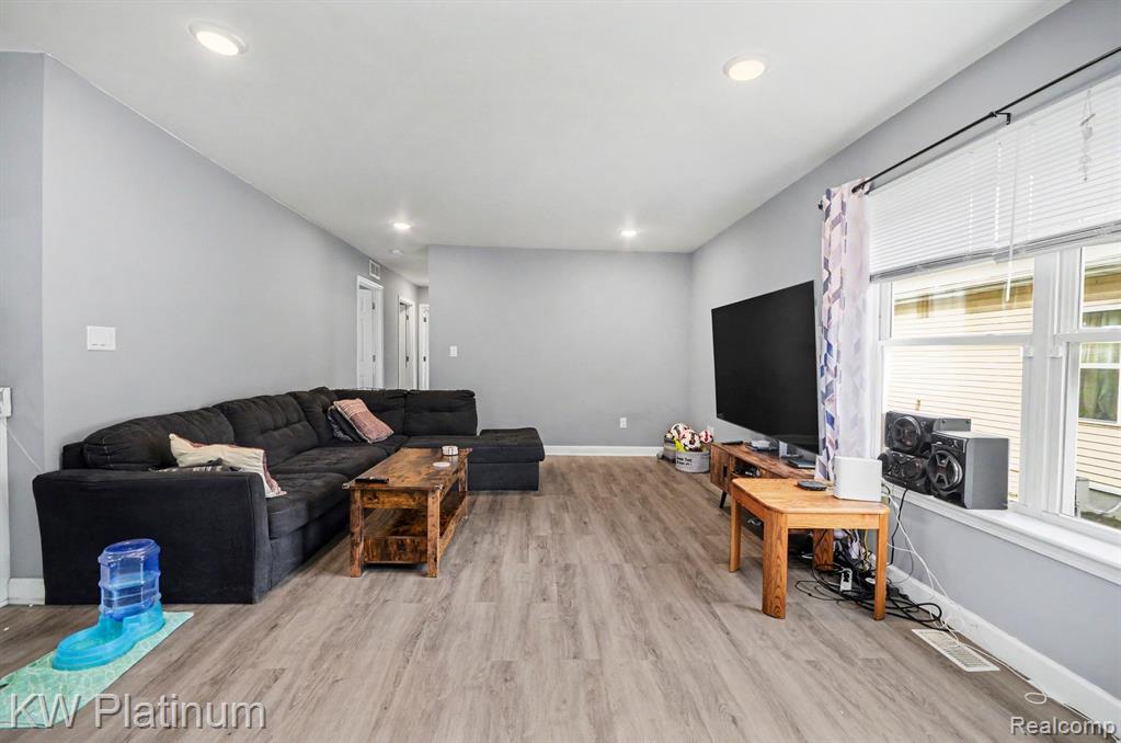 146 Rural Street, Port Huron, MI 48060 — Photo 5
