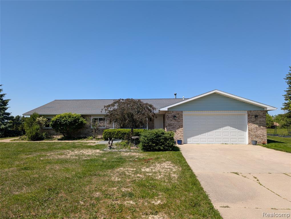 6237 Virginia Street, Cass City, MI 48726 — Photo 2