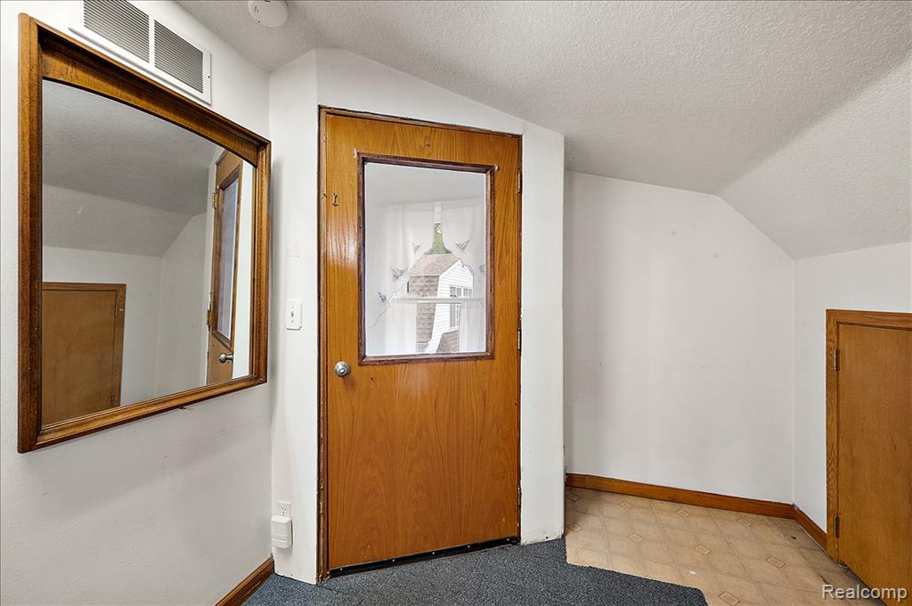 13358 Laplaisance Woods Street, La Salle, MI — Photo 48