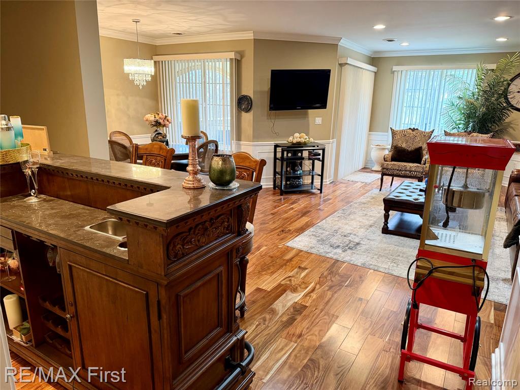 5998 Bella Vista Drive, West Bloomfield, MI — Photo 14
