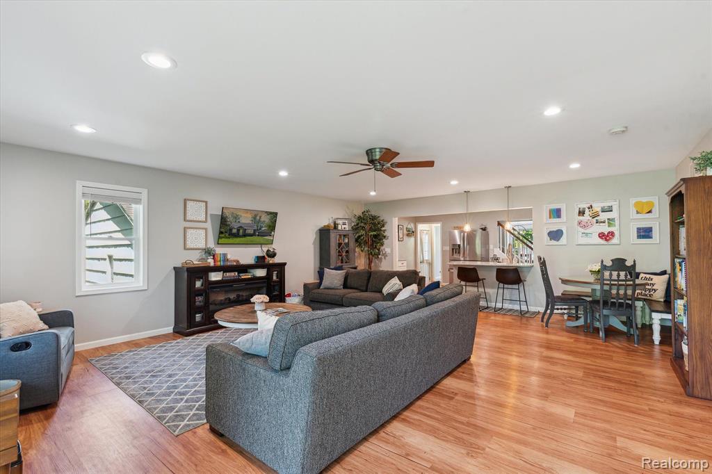 421 Ash Street, Carleton, MI 48117 — Photo 19