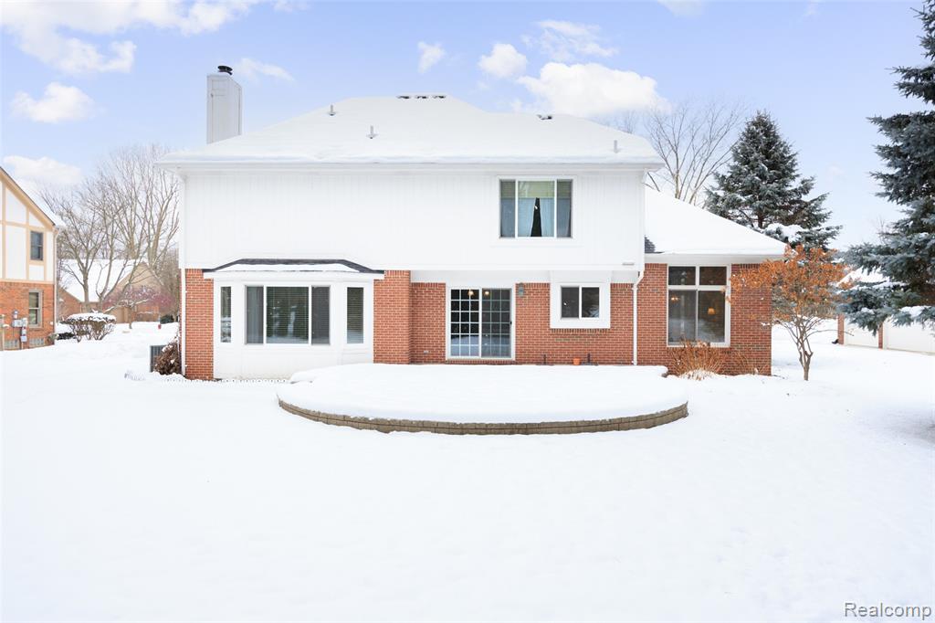 5648 Whitfield Drive, Troy, MI 48098 — Photo 2