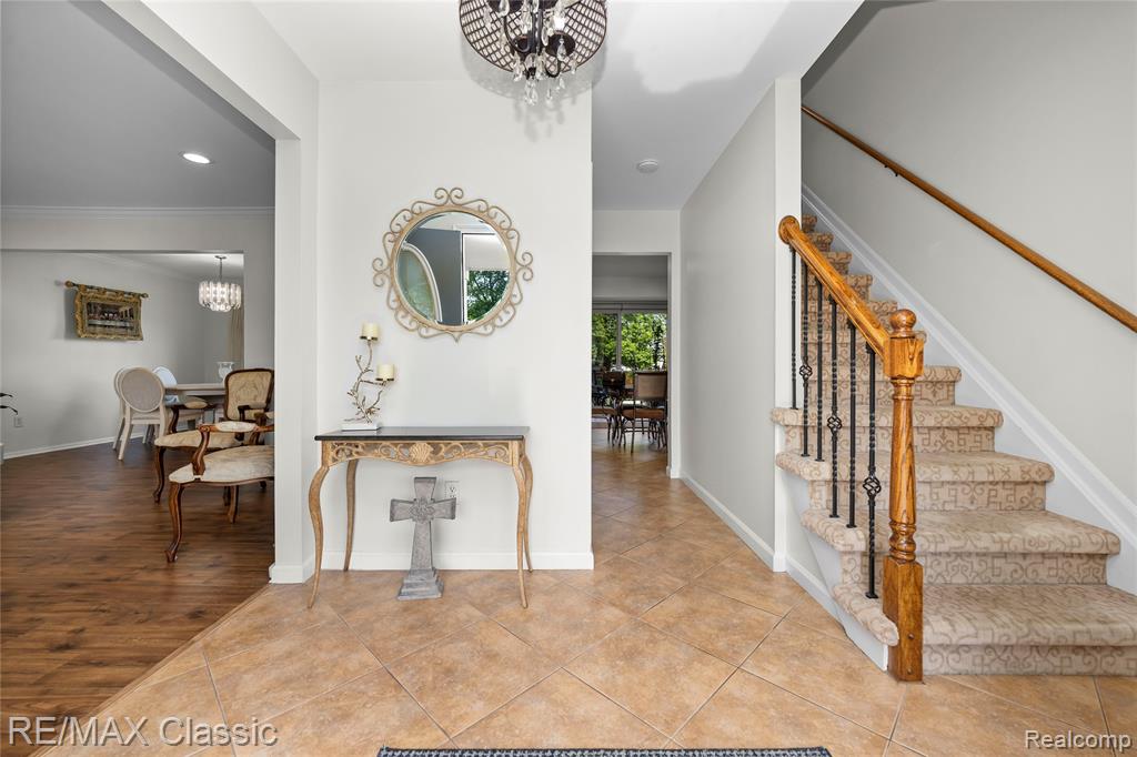5651 Warrenshire Drive, West Bloomfield, MI — Photo 40