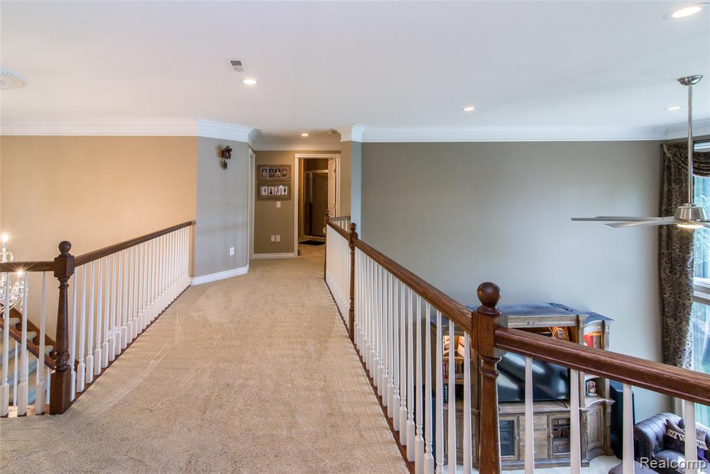 3166 W Beach Lake Drive, Milford, MI, 48380