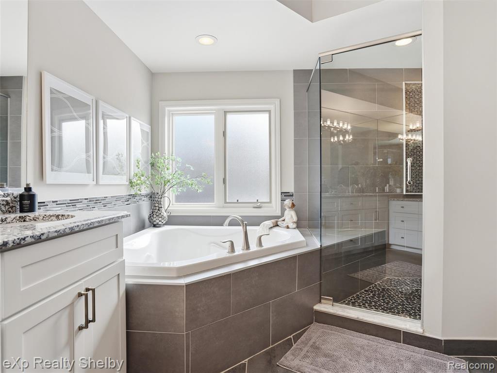 6424 Shadydale Drive, Shelby Twp, MI 48316 — Photo 30