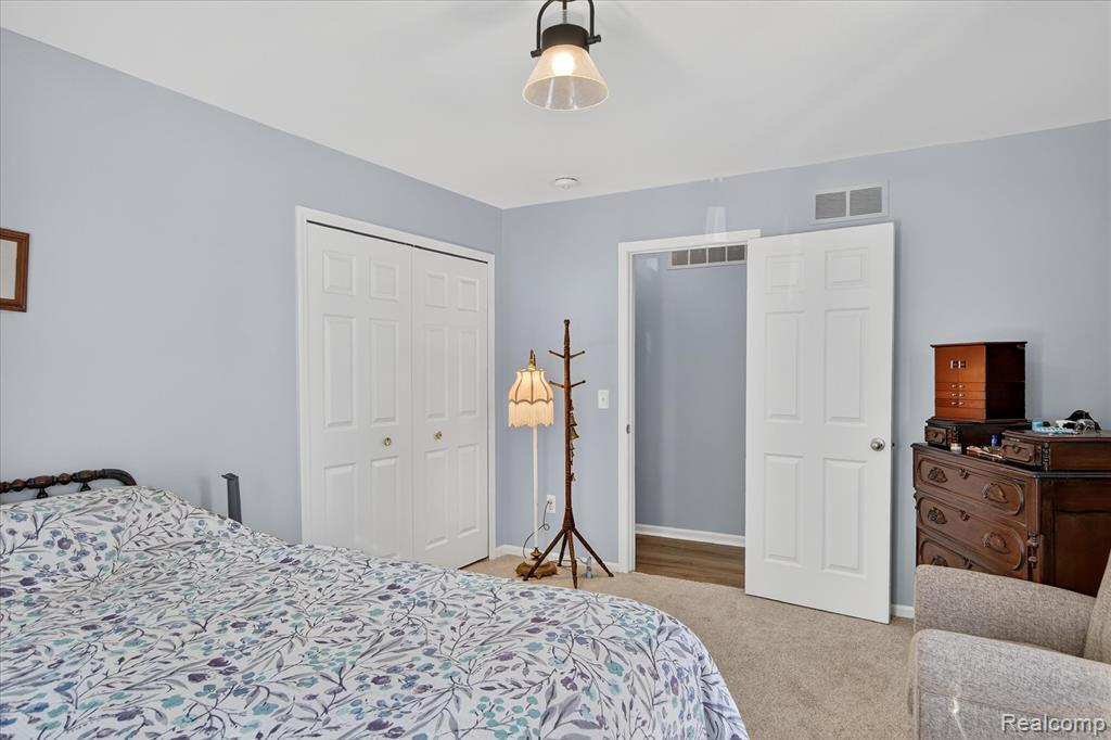 43674 Christopher Court, Canton, MI 48188 — Photo 15