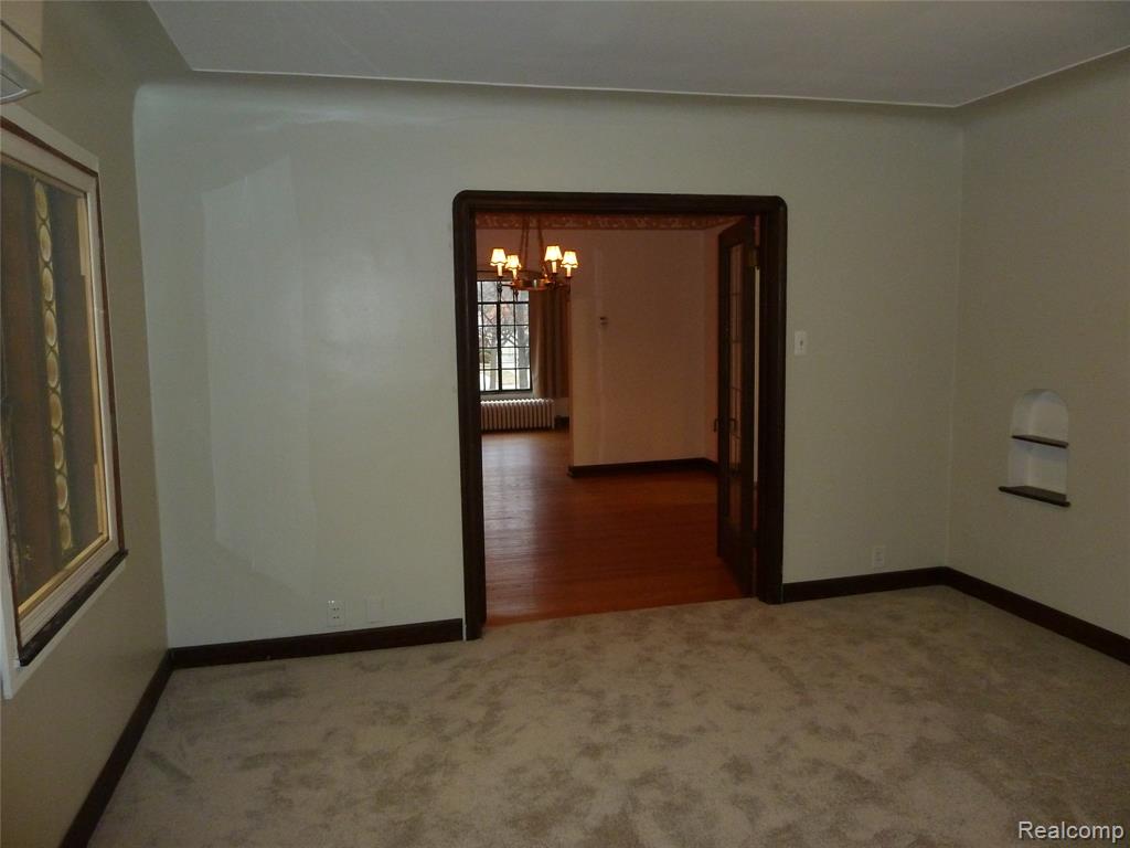 19925 Renfrew Road, Detroit, MI, 48221