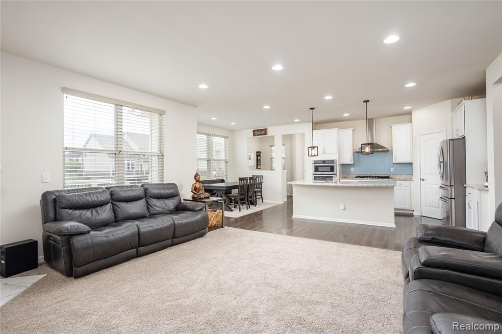2391 Findley Circle, Lake Orion, MI — Photo 9