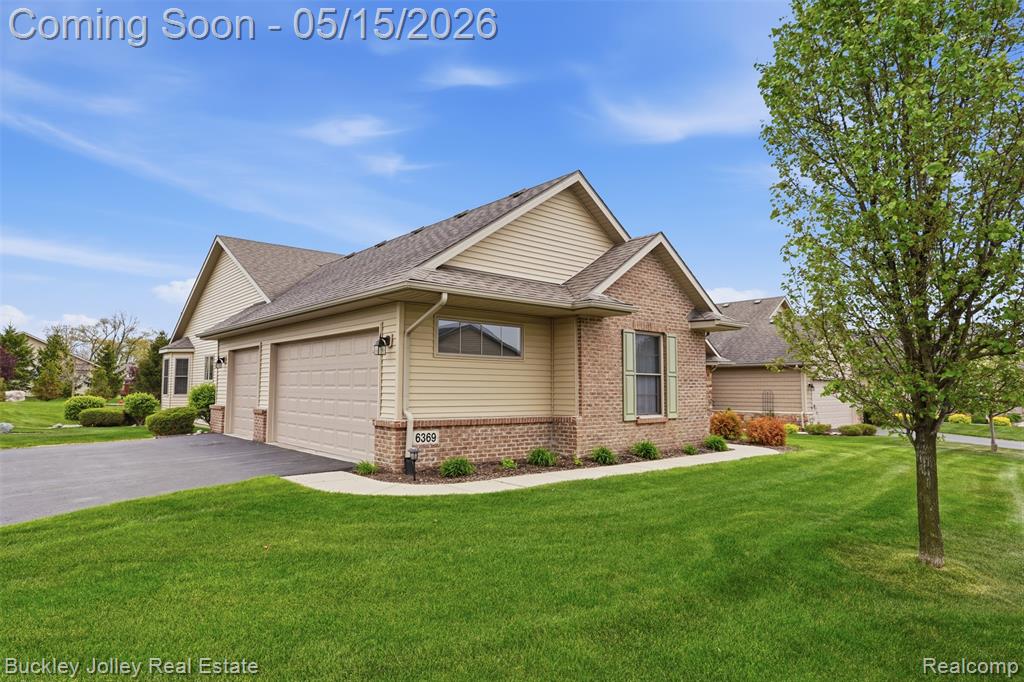 6369 Pasture Lane, Brighton, MI 48116 — Photo 32