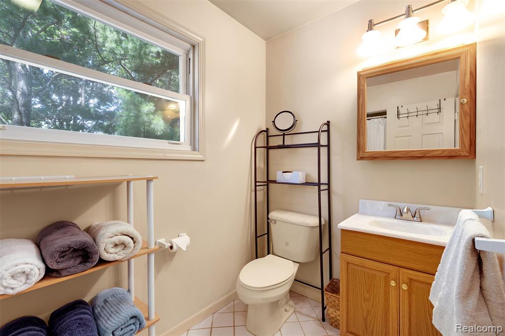 5423 Oakridge Drive, Beaverton, MI 48612 — Photo 32