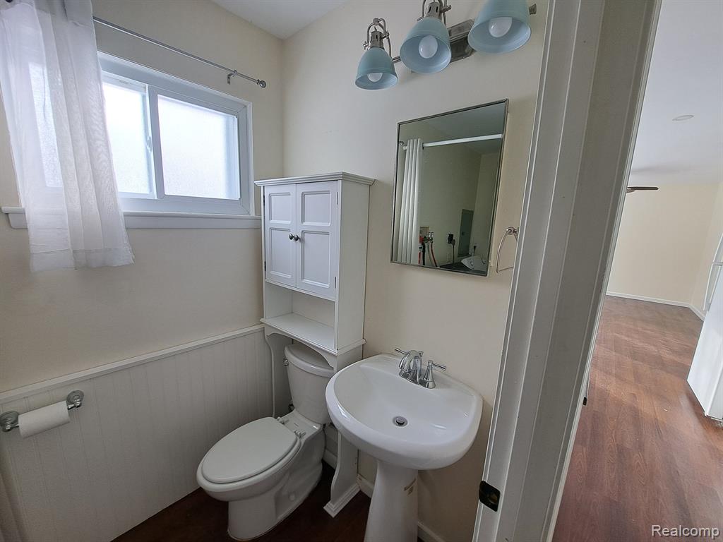 16 JAY LEE Court, Ann Arbor, MI 48108 — Photo 12