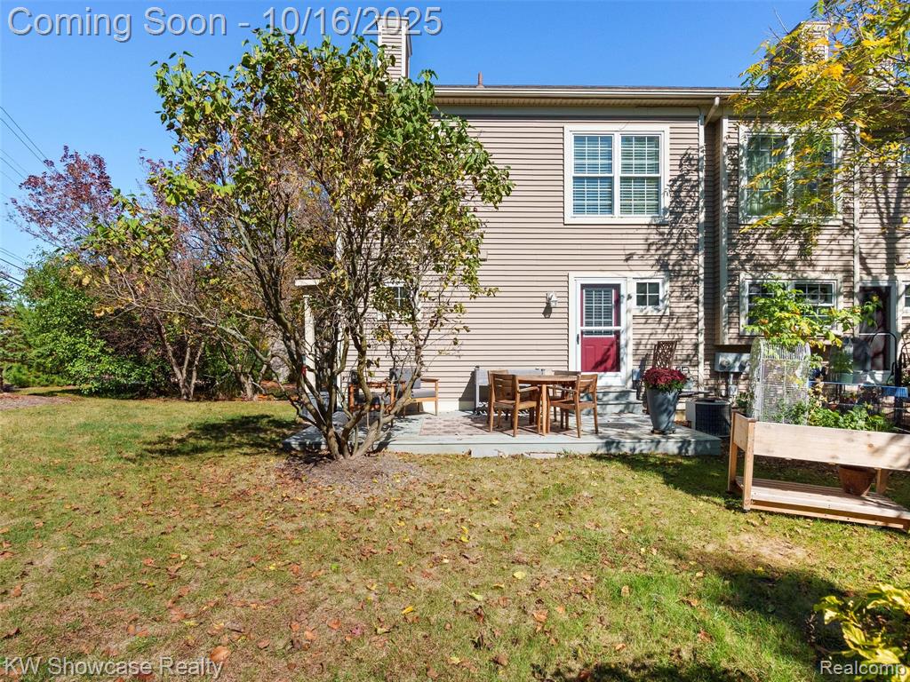 1053 Bluestem Lane, Ann Arbor, MI 48103 — Photo 35