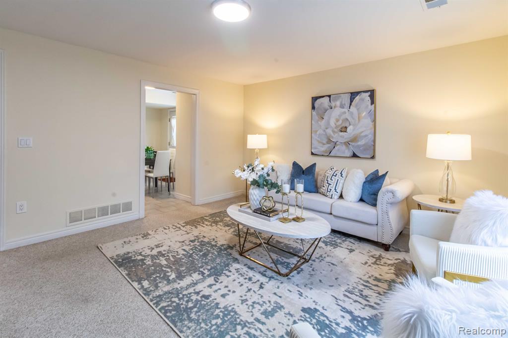43741 GATEHOUSE, Canton, MI 48187 — Photo 3