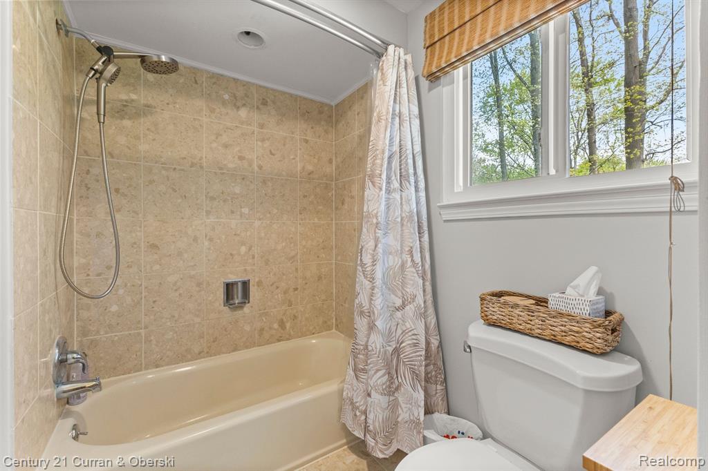 4400 HIGHFIELD Road, Waterford, MI 48329 — Photo 29