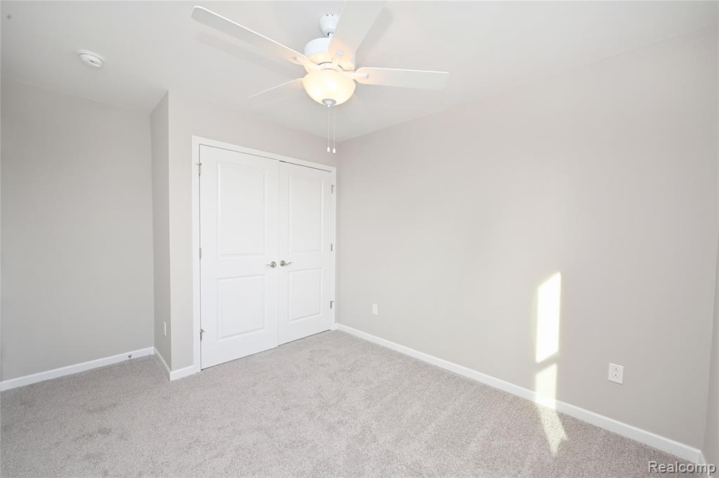 4861 Parkside Lane, Troy, MI 48085 — Photo 29