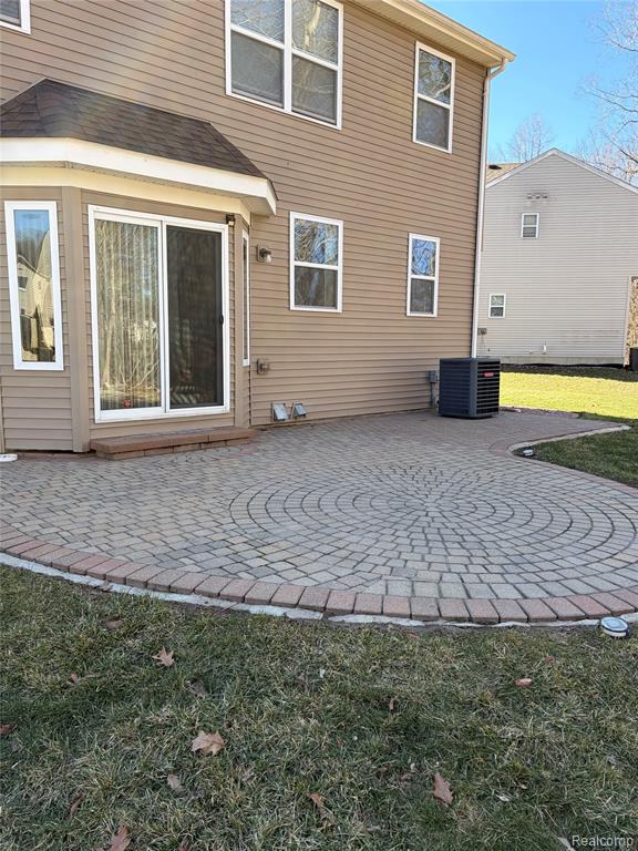 44265 Timberview Court, Belleville, MI 48111 — Photo 4