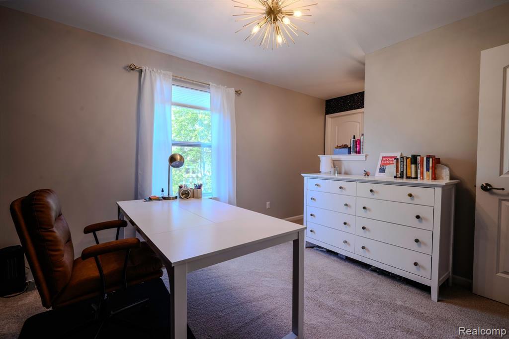 551 HUDSON Circle, South Lyon, MI 48178 — Photo 21