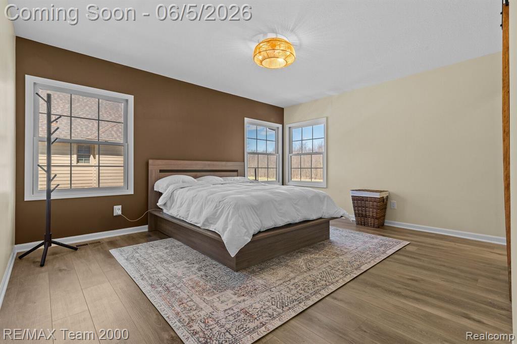 5681 WOODFIELD Parkway, Grand Blanc, MI 48439 — Photo 24