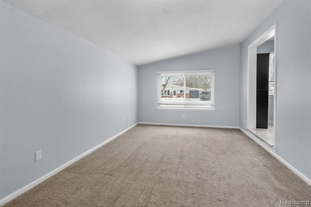 456 S Hawthorne Street, Westland, MI 48186 — Photo 16